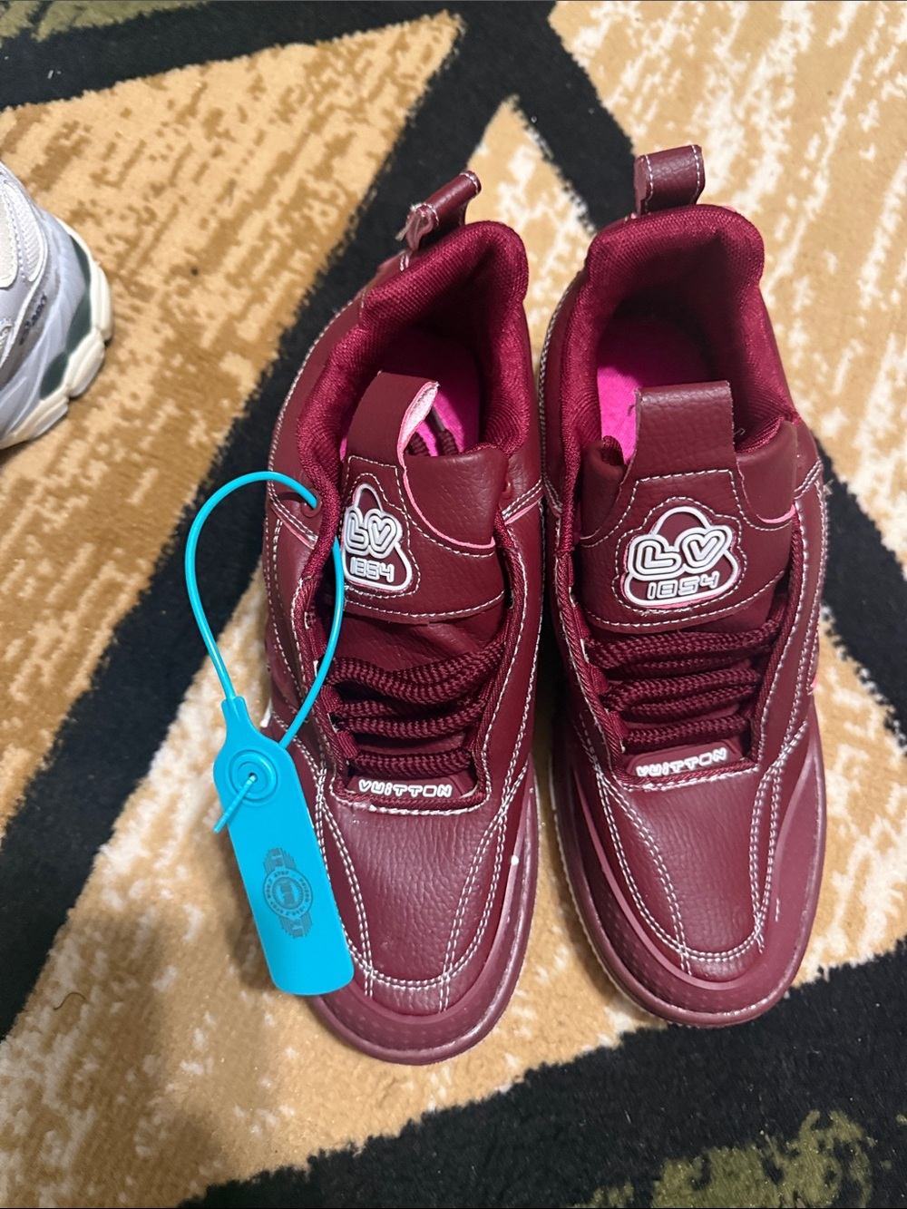Sneakers